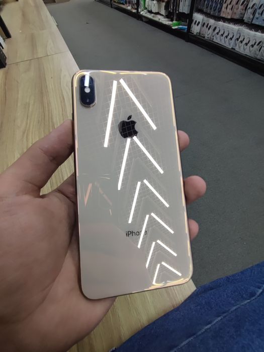 iPhone xsmax holati yashi