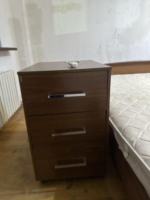 Тумба с ящиками прикроватная