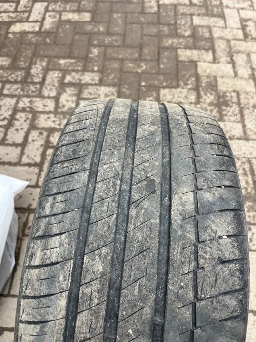 Продам шины размер 275/35/20