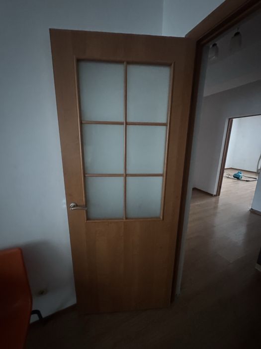 Продам двери межкомнатные