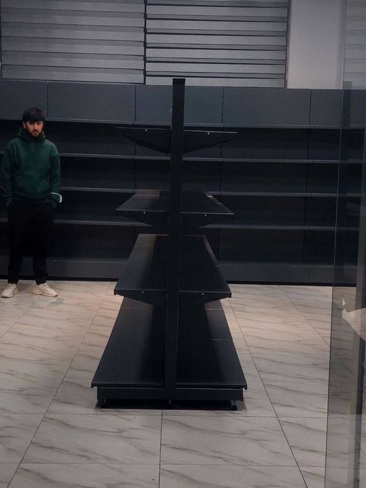 Zamonaviy stilaj va vitrinalar