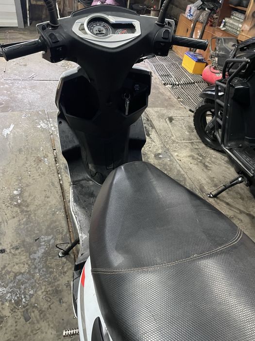 Продам скутер…..