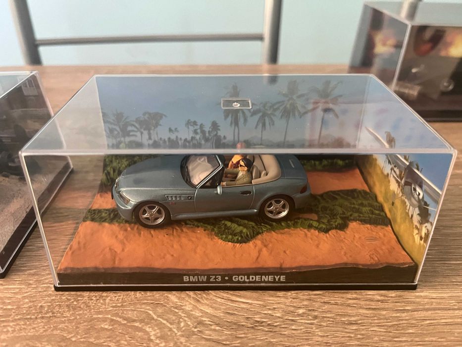 Метални колички в мащаб 1:43 (Atlas, Bburago, Hot Wheels)