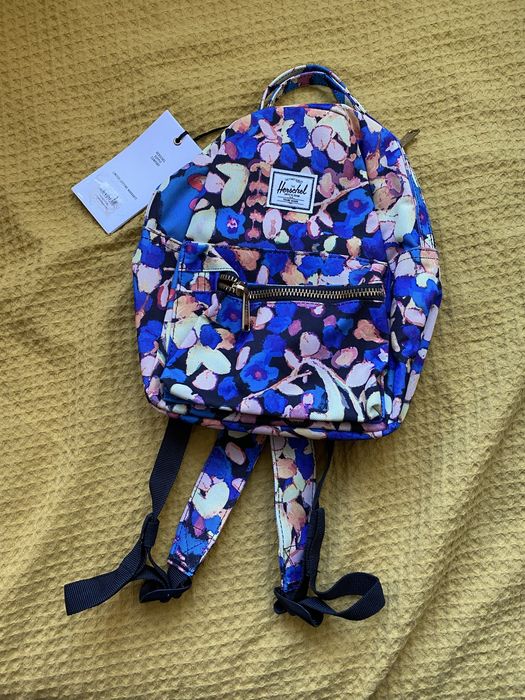 Чисто нова раница Herschel (Nova Mini) с етикет