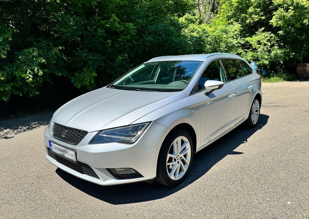 Seat Leon Seat Leon ST 1.6 TDI Style | 105 CP | 2015 | Climatronic | GARANTIE |