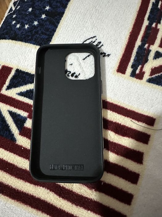 Vând huse iPhone 14 Pro Max