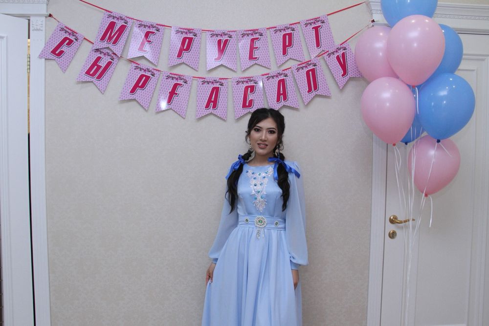 Платье вечернее на сырга салу