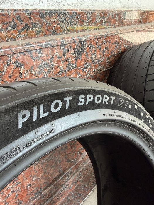 Donali michelin balon sotiladi 255/40/20