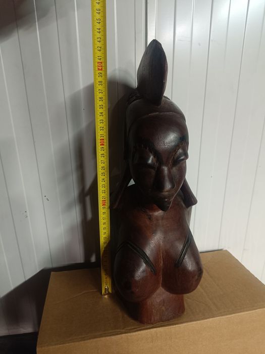 Голяма дървена статуетка на племето  Фулани