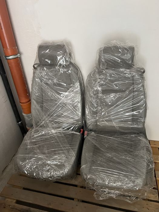 Предни седалки за audi a4 b6/7 кабрио