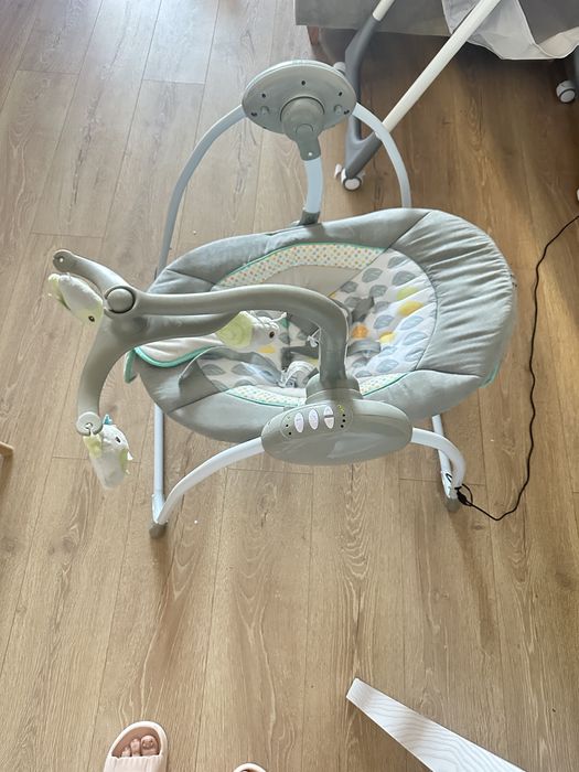 Електрическа люлка с щепсел Baby Swing+ Grey