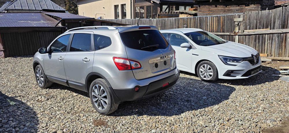 Nissan Qashqai+2 2.0 dCi Tekna 4x4 panoramic
