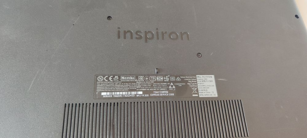 Dell Inspiron 3593 8 Ram За части или поправка и ползване, но целия а