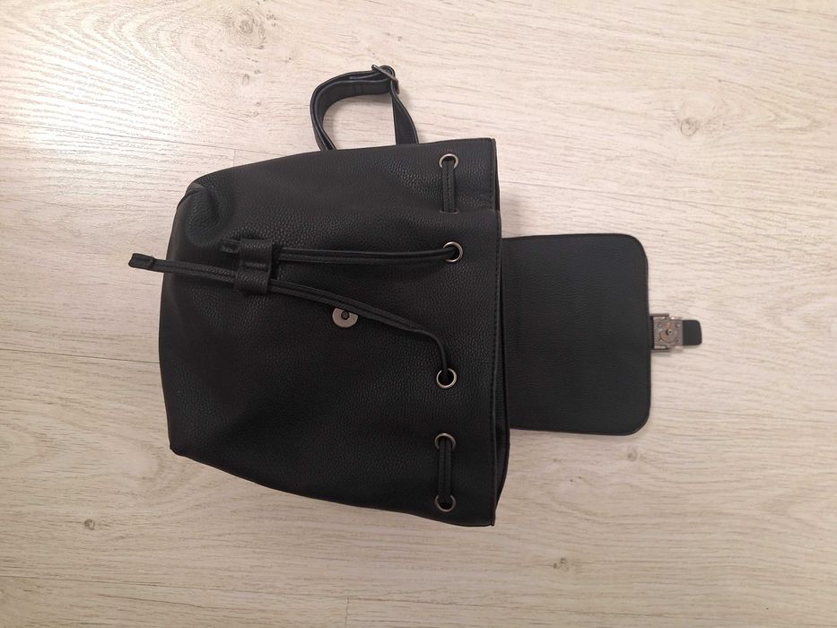 Rucsac dama din piele ecologica.