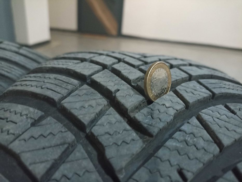 Гуми зимни HANKOOK 205 55 16
