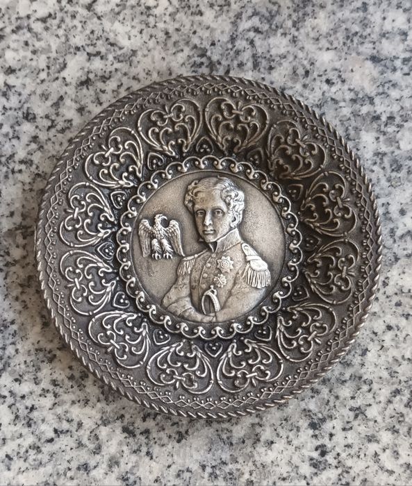 Napoleon, Farfurioara din metal neferos