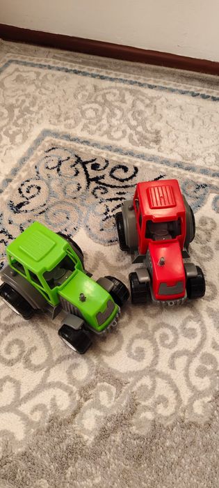 Коляска,машина итд