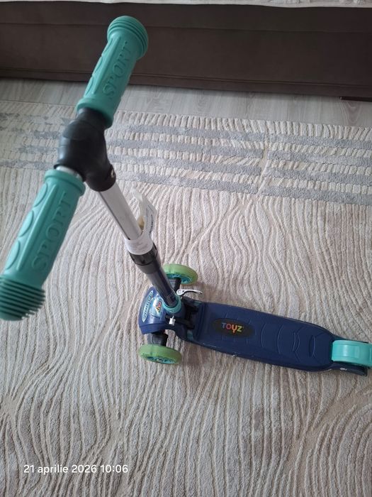 Trotinetă carbon