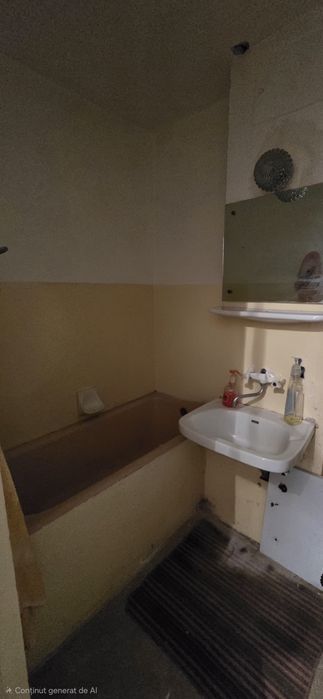 Vând garsoniera confort 1, et.1,Comanesti,Bacău,