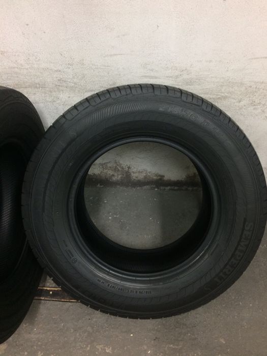 Anvelope vara semperit   215/70/15C