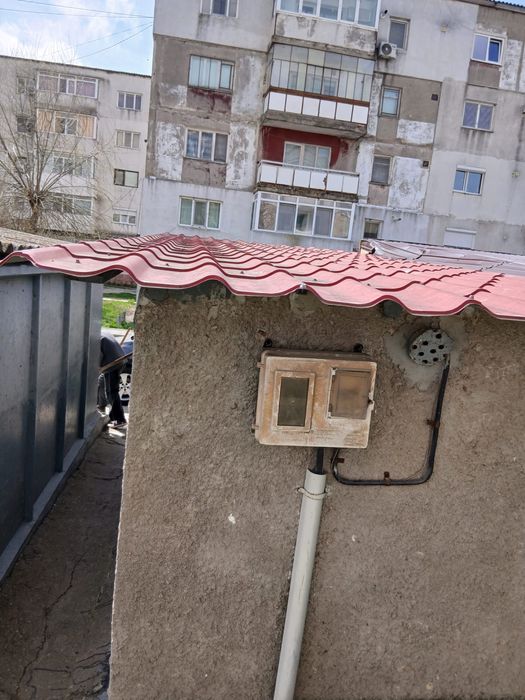 Garaj spatios de vanzare -Fetesti Gara