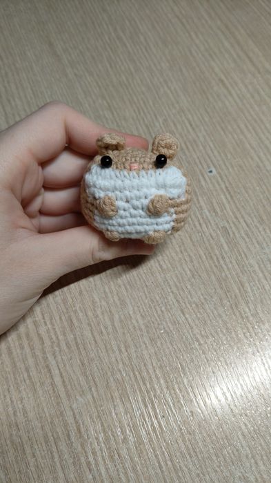 Хомячок вязанный