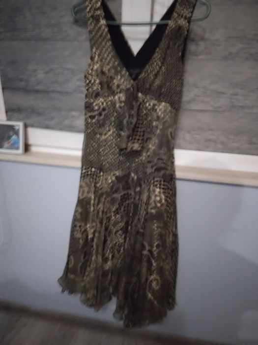 Рокля Тед Бейкър  s  мярка обличана само 2 пъти