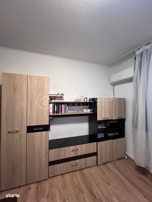 Apartament 2 camere 48mp decomandat cu centrala & AC,  Podu de Fier