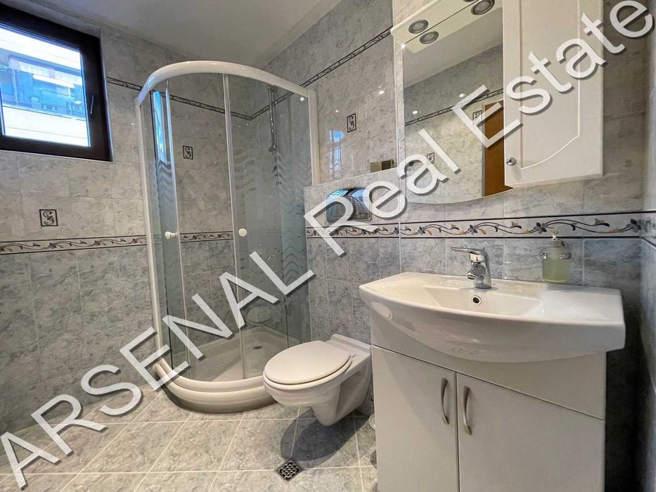 Дава се под наем Четиристаен апартамент в София, Изток - 149 кв.м за 1300 € - Снимка #7