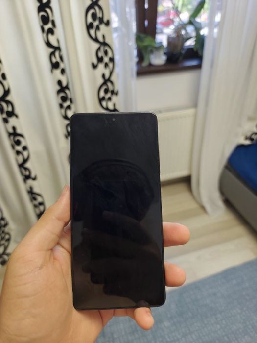 Vând telefon Xiaomi 12 pro 5g telefonul vine cu husa mobilfox