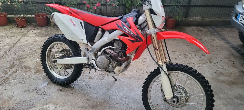 Honda CRF 250 x.