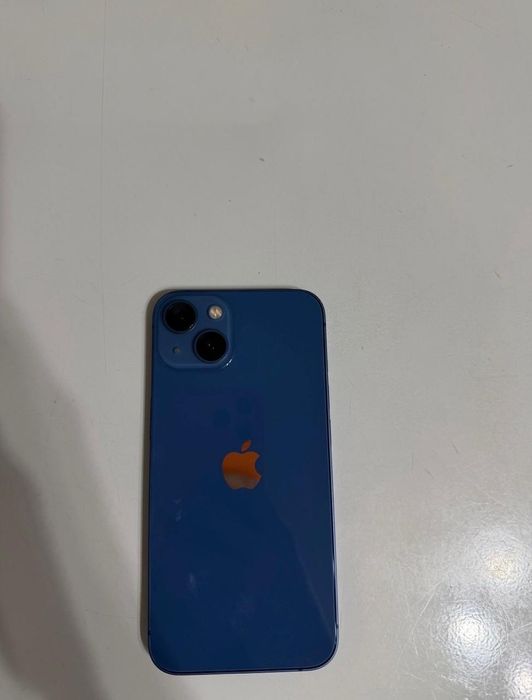 Продам айфон 13в