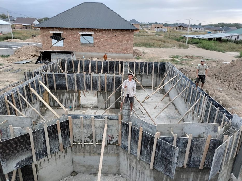 Заливаем фундамент