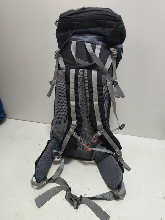 Туристическа раница 60 L / безплатна доставка/