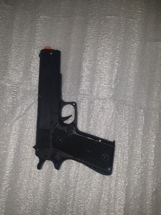 Игрушки детские книжки машинки