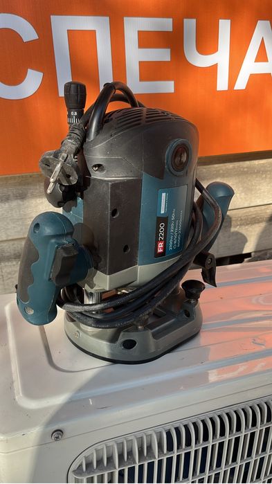 Фрезер вертикальный