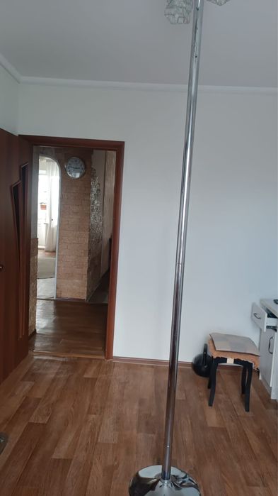 Пилон для Pole Dance, б/у, в хорошем состоянии