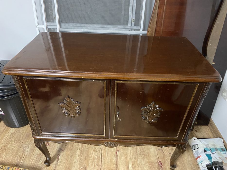 Продам комод под реставрацию