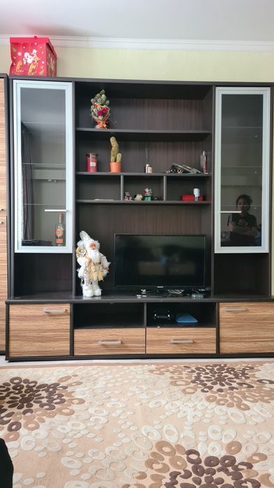 Стенка в гостиную