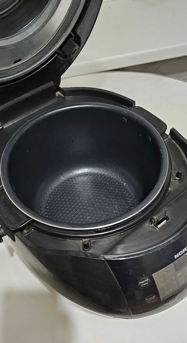 Мультиварка Normann