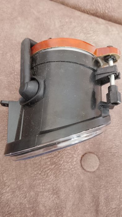 Продам туманки на BMW E39