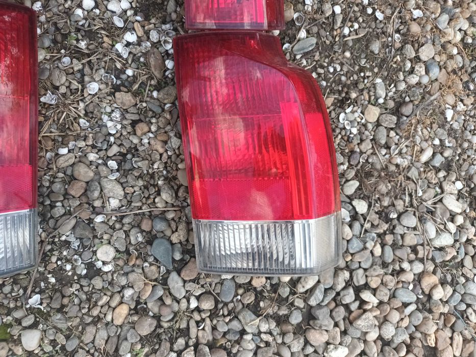 ляв и десен долен и горен стоп за волво в70 комби VOLVO V70