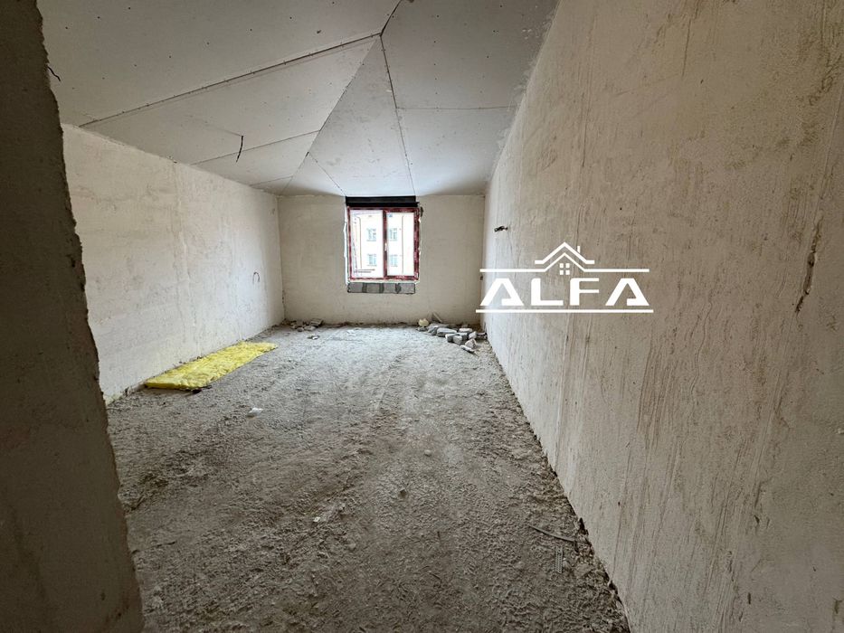 7-mkr 1 xonali 40m2 6-qavat sotiladi