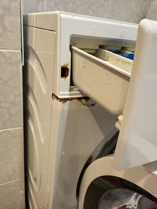 Продам стиральную машину