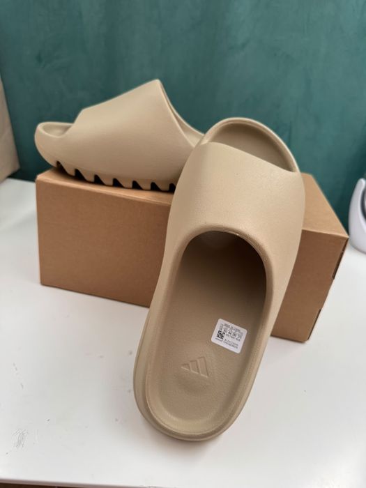 Yezzy slide marimea 44