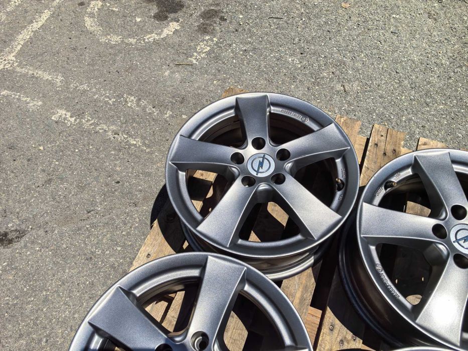 15 цола 5 х 105 мм ОПЕЛ Астра - 6 Инча / ЕТ 37