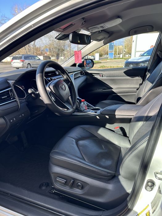 Продам машину Тойота Камри