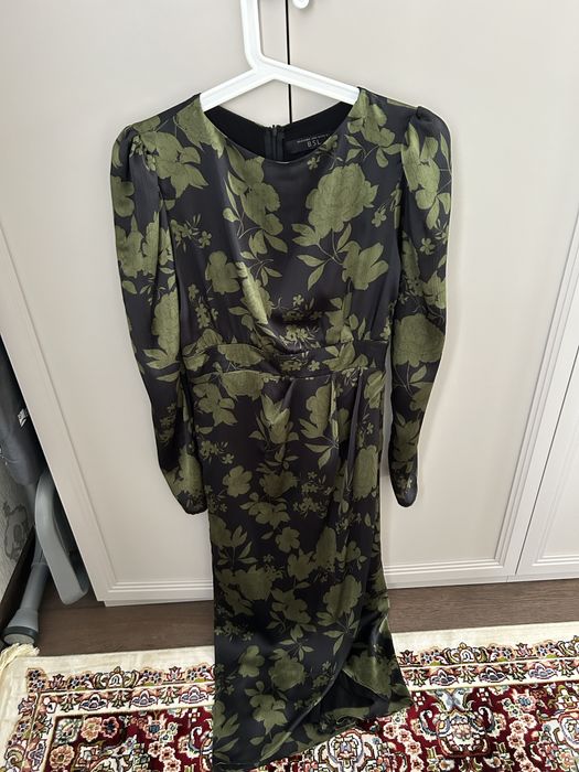 Продается платье