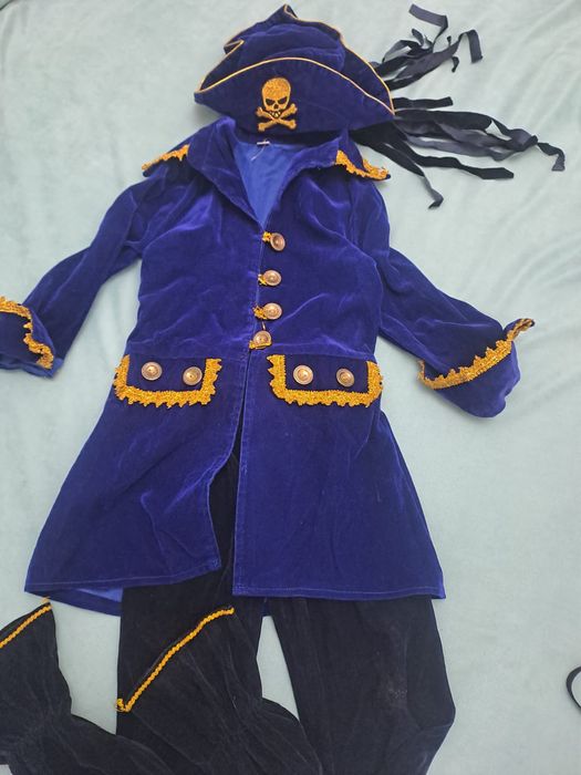 Новогодние костюмы