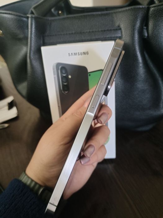 Samsung A56 8/128gb sotiladi